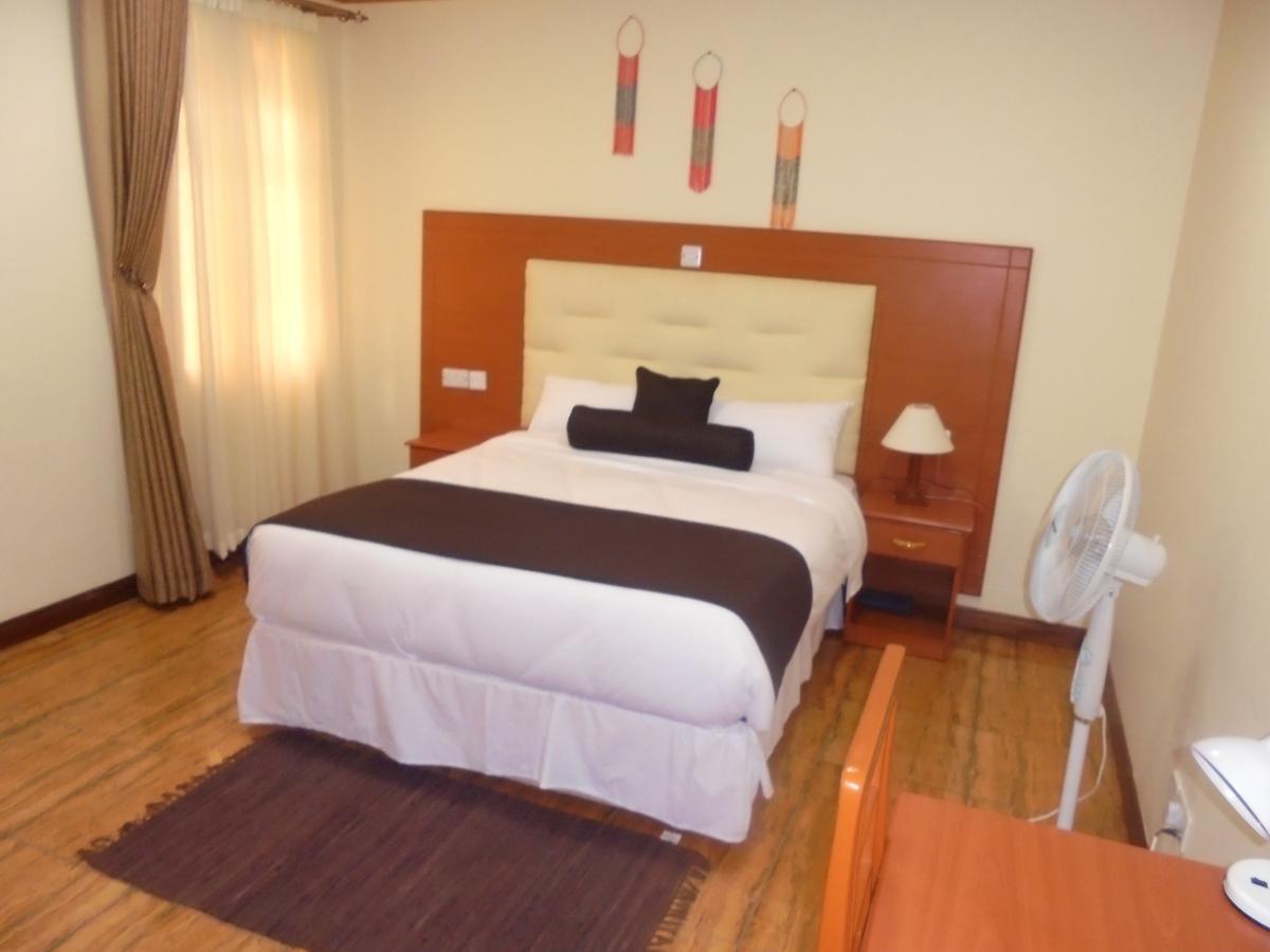Villa Leone Boutique Hotel ナイロビ エクステリア 写真